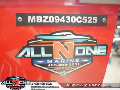 2025 MB SPORTS 23 B52 Alpha Wake/Surf Boat (MB430C525D)