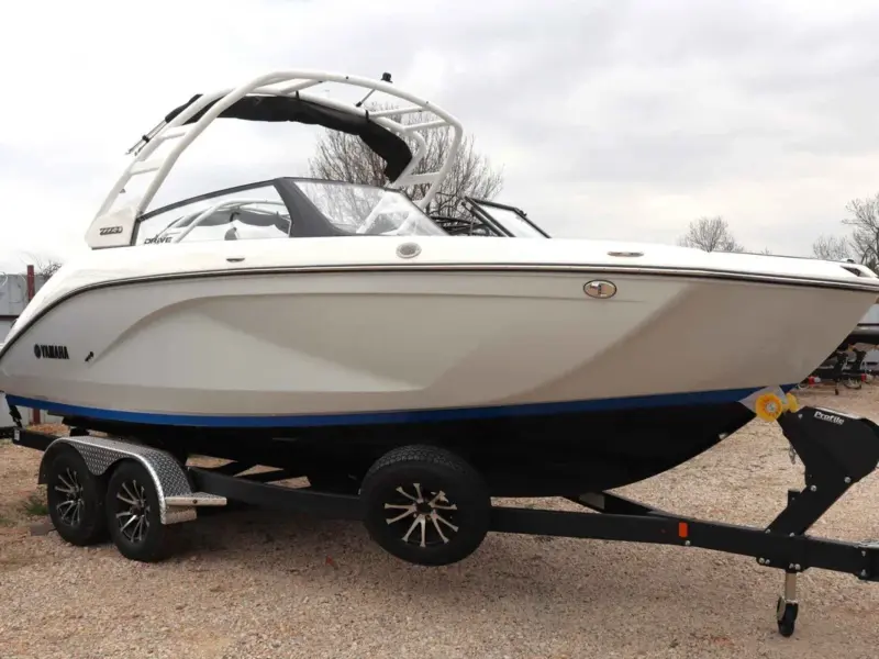 2026 Yamaha Boat 222SD Jet Boat