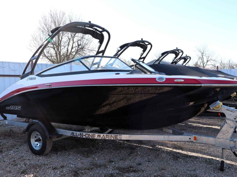 2025 Yamaha Boat AR195 GALV Jet Boat (YB233D525)