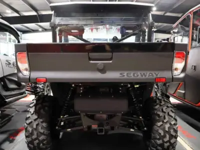 2025 Segway UT6 S