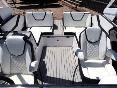 2025 Yamaha Boat 252S Jet Boat (YB066K425)