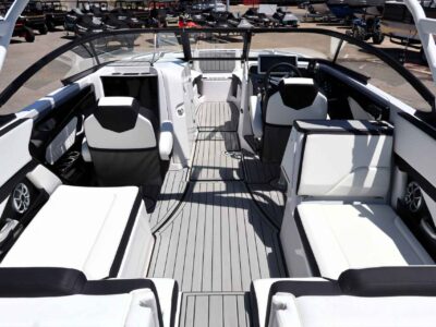2025 Yamaha Boat 252S Jet Boat (YB066K425)