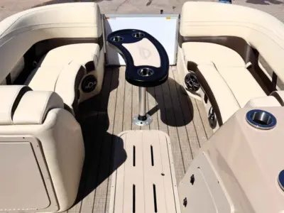 2026 SunCatcher Fusion 324SL Pontoon