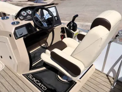 2026 SunCatcher Fusion 324SL Pontoon