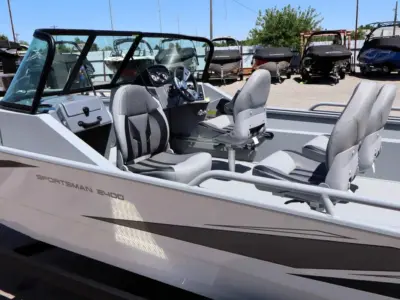 2026 G3 Sportsman 2400 Fishing