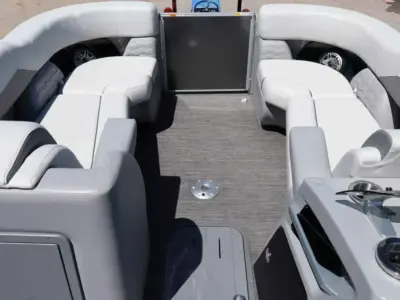 2026 SunCatcher Elite 324RC Pontoon
