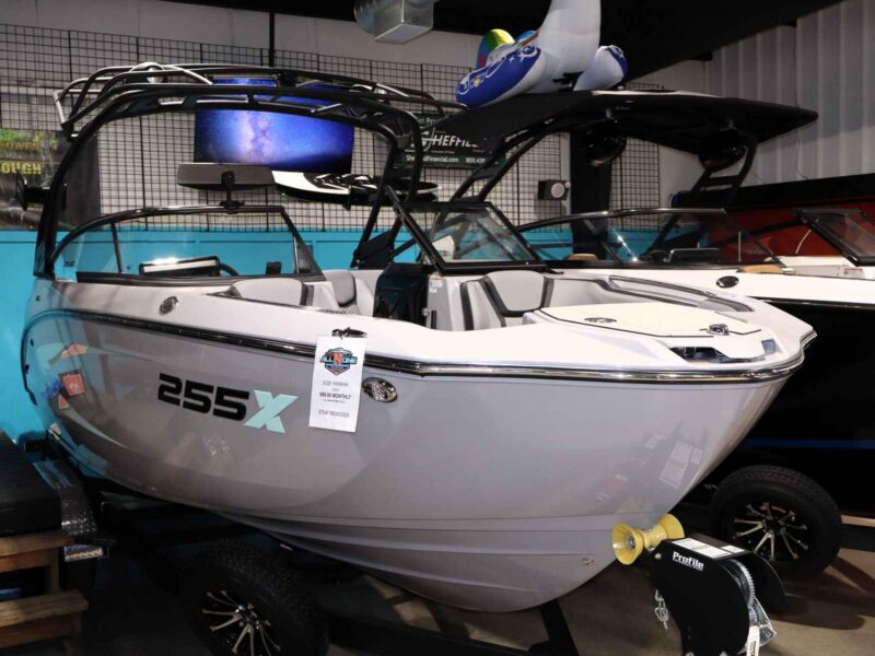 2026 Yamaha Boat 255XD Jet Boat (YB045G526)