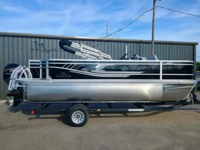 2026 SunCatcher Select 20F Pontoon