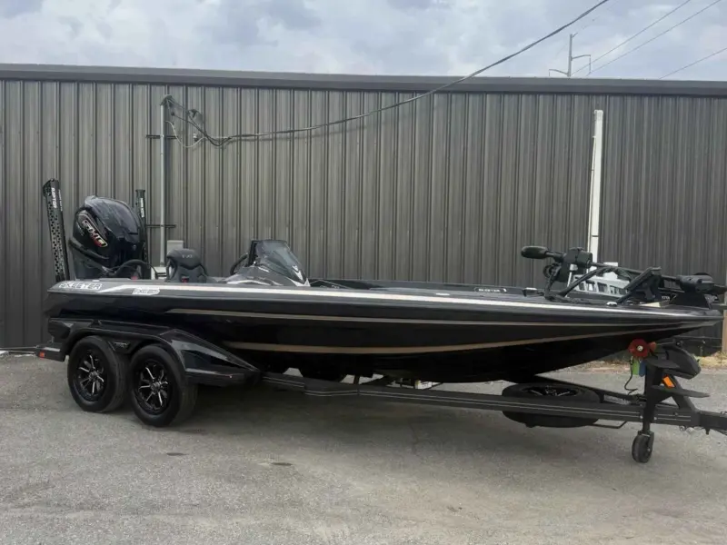 2027 Skeeter FXE20 Bass Boat