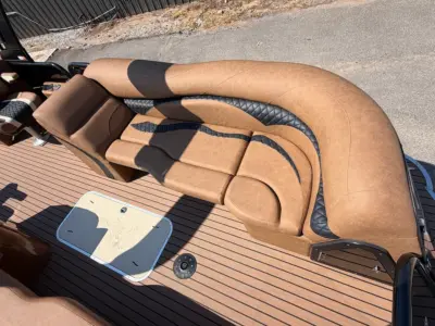 2027 Aloha Pontoons Club Series 230 LE Pontoon