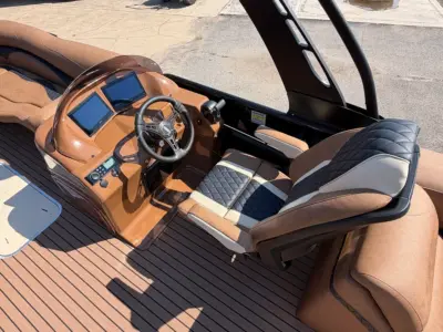 2027 Aloha Pontoons Club Series 230 LE Pontoon
