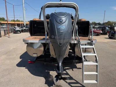 2027 Aloha Pontoons Club Series 230 LE Pontoon