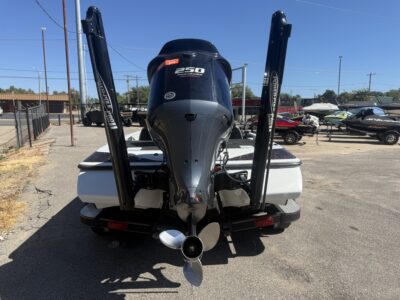 2016 Skeeter ZX250 Bass Boat (U272A616)