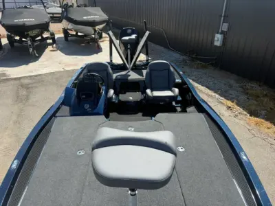2026 IKON VLX21 Bass