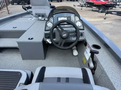 2027 G3 Sportsman 1710 Fishing