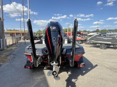 2026 IKON LXE21 – Demo Bass (IKC12G526D)
