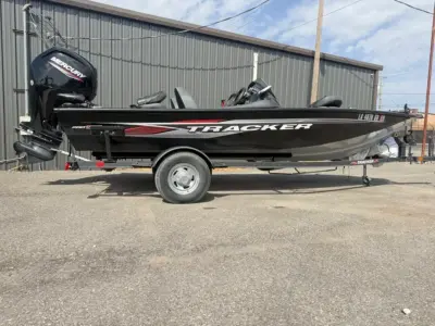 2022 Tracker PRO TEAM 175 TXW