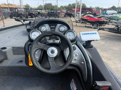 2022 Tracker PRO TEAM 175 TXW