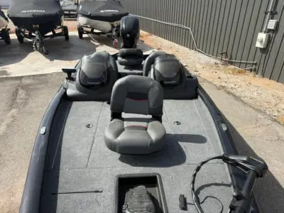 2022 Tracker PRO TEAM 175 TXW