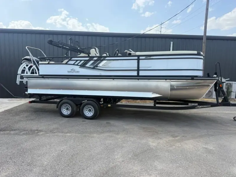 2027 SunCatcher Select 322SS Pontoon