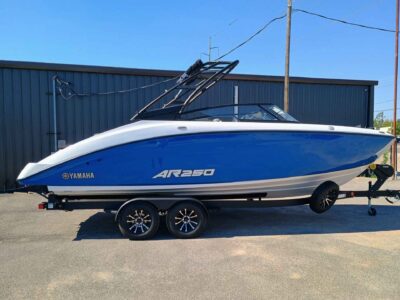 2027 Yamaha Boat AR250 Jet Boat