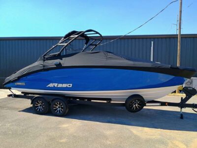 2027 Yamaha Boat AR250 Jet Boat