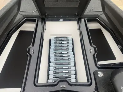 2027 Skeeter ZXE21 w/cover Bass Boat