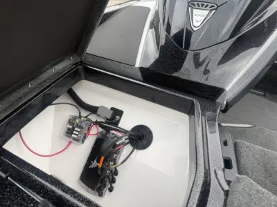 2027 Skeeter ZXE21 w/cover Bass Boat