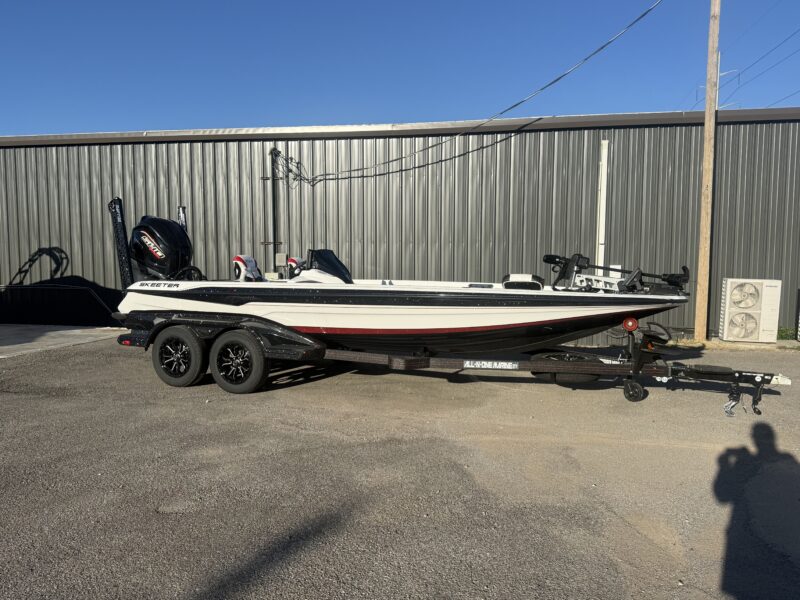 2027 Skeeter FXE21 LE Bass Boat