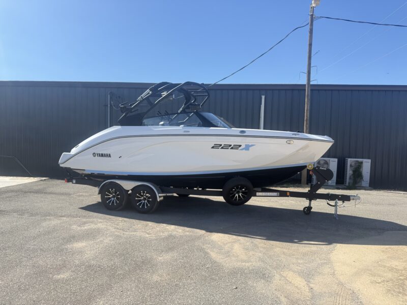 2027 Yamaha Boat 222XD Jet Boat