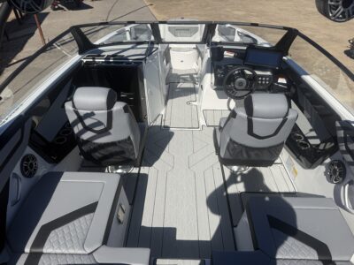 2027 Yamaha Boat 222XD Jet Boat