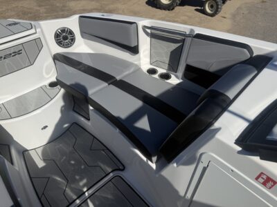 2027 Yamaha Boat 222XD Jet Boat