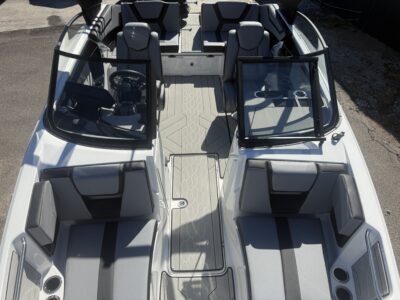 2027 Yamaha Boat 222XD Jet Boat