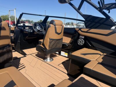 2027 Yamaha Boat 222XD Jet Boat
