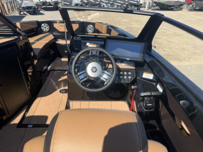 2027 Yamaha Boat 222XD Jet Boat