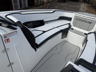2027 Yamaha Boat 255XD Jet Boat
