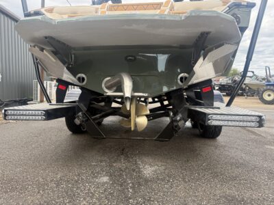 2027 MB SPORTS 21 B52 Alpha Wake/Surf Boat