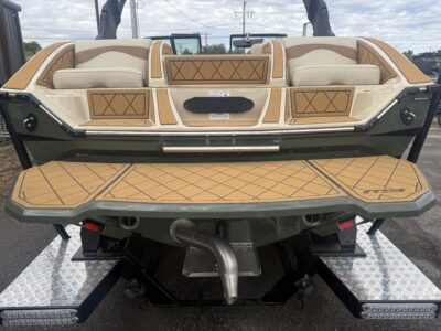 2027 MB SPORTS 21 B52 Alpha Wake/Surf Boat
