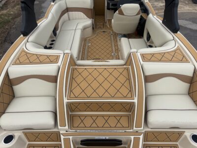 2027 MB SPORTS 21 B52 Alpha Wake/Surf Boat